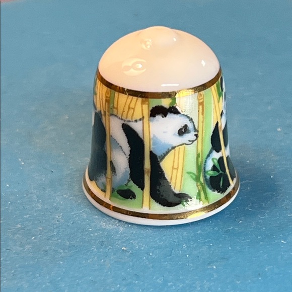 Panda Porcelain Thimble - Picture 3 of 6